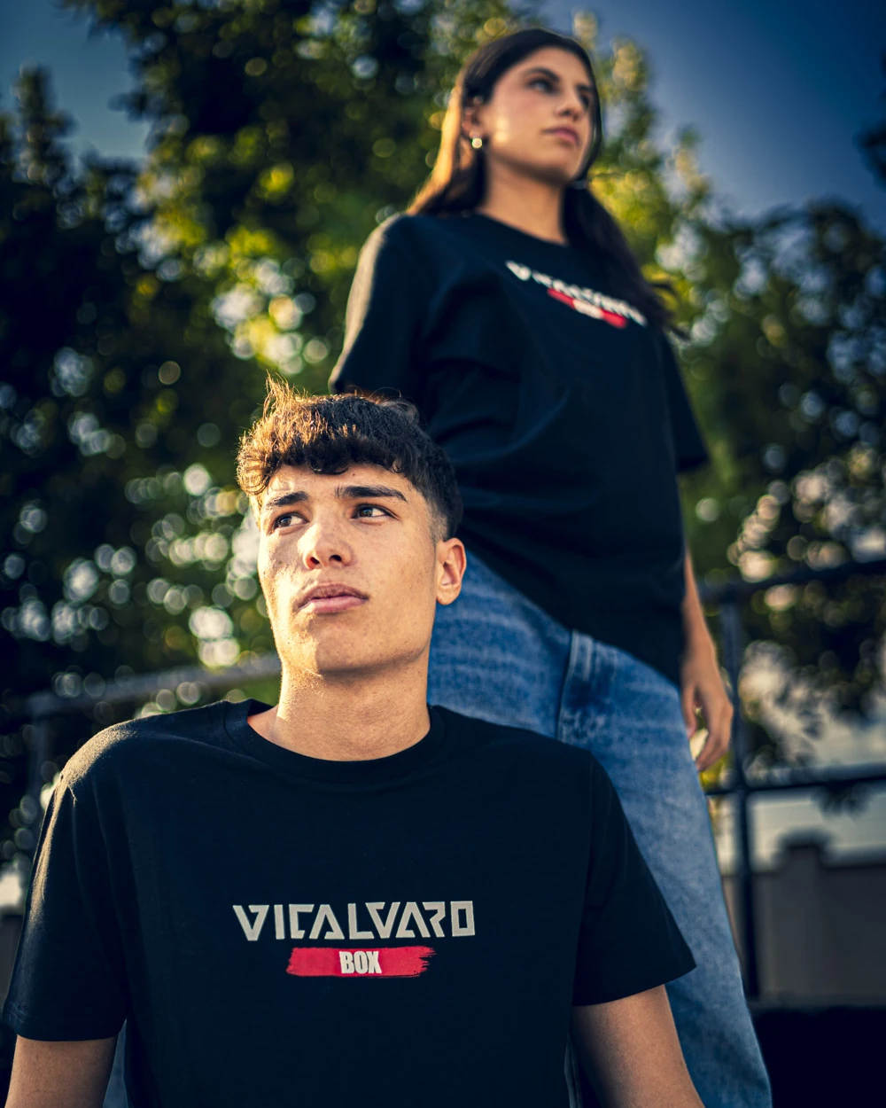 Retrato de modelo con la colección de Vicálvaro Box